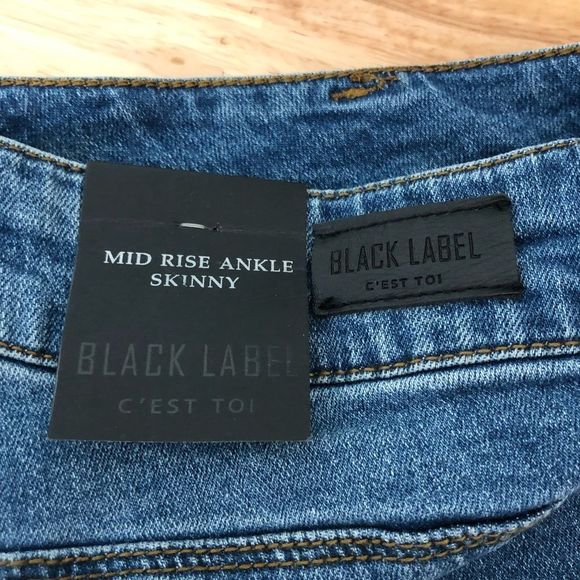 Black Label c’est toi Mid Rise Ankle Skinny Distressed Jeans size 15/33 NWT - Picture 9 of 12